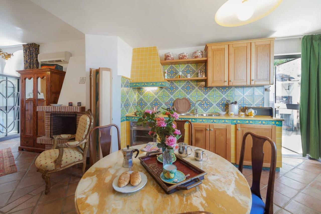 Villa Lamberti Monte di Procida Bagian luar foto
